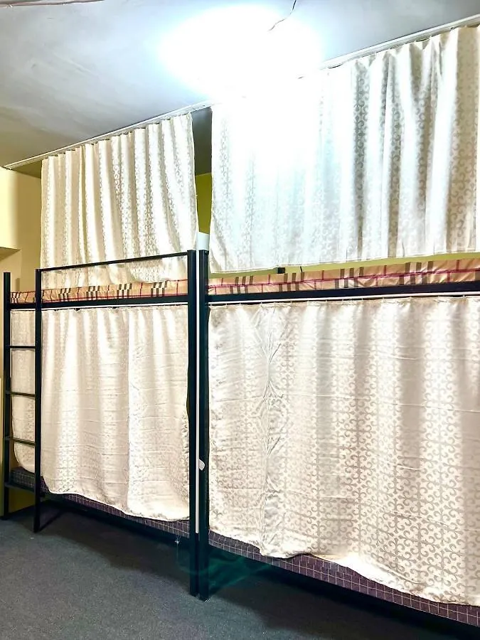 727 Hostel 阿拉木图